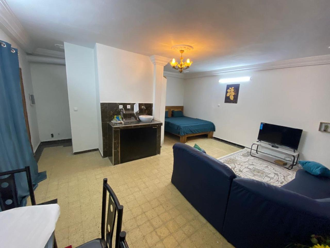 Moderne Rue Marsat * Dakar